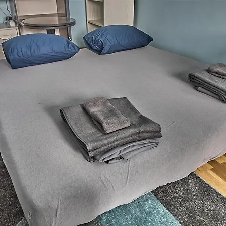 Ariazapartment Spacious Family & Homeoffice Friendly Apartment *